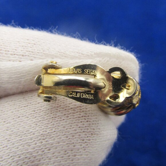 Lewis Segal Clip on Earrings - Picture 8 of 9
